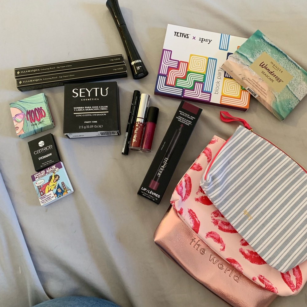 Unused makeup!